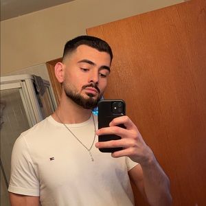 Meet your Posher, Chandler